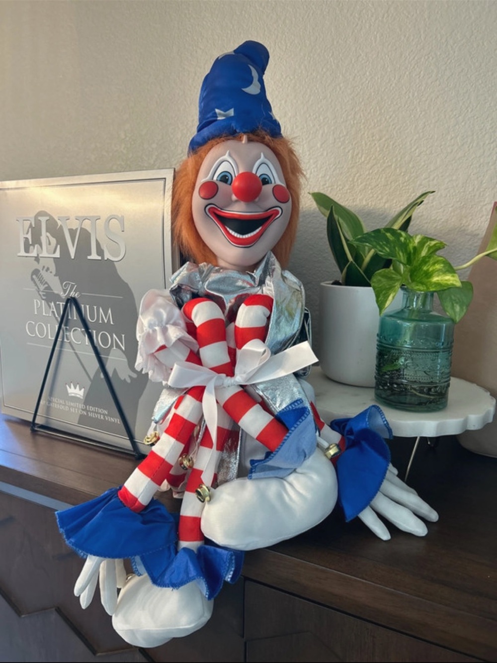 Poltergeist clown - spirit Halloween
